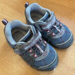 Stride Rite toddler soft sole size 5